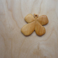 „QUARTERFOIL“ - Wooden Pendant